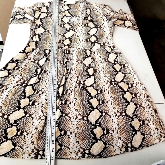 MAEVE by Anthropologie Tan Snake Skin Python Print  A-Line V-Neck Short Dress, S - Picture 7 of 13